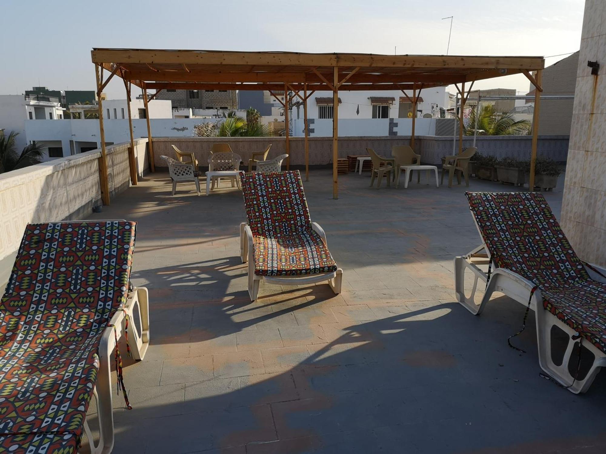 Auberge Keur Diame Dakar Bagian luar foto