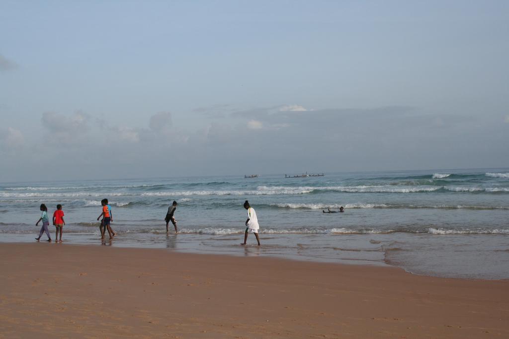Auberge Keur Diame Dakar Bagian luar foto