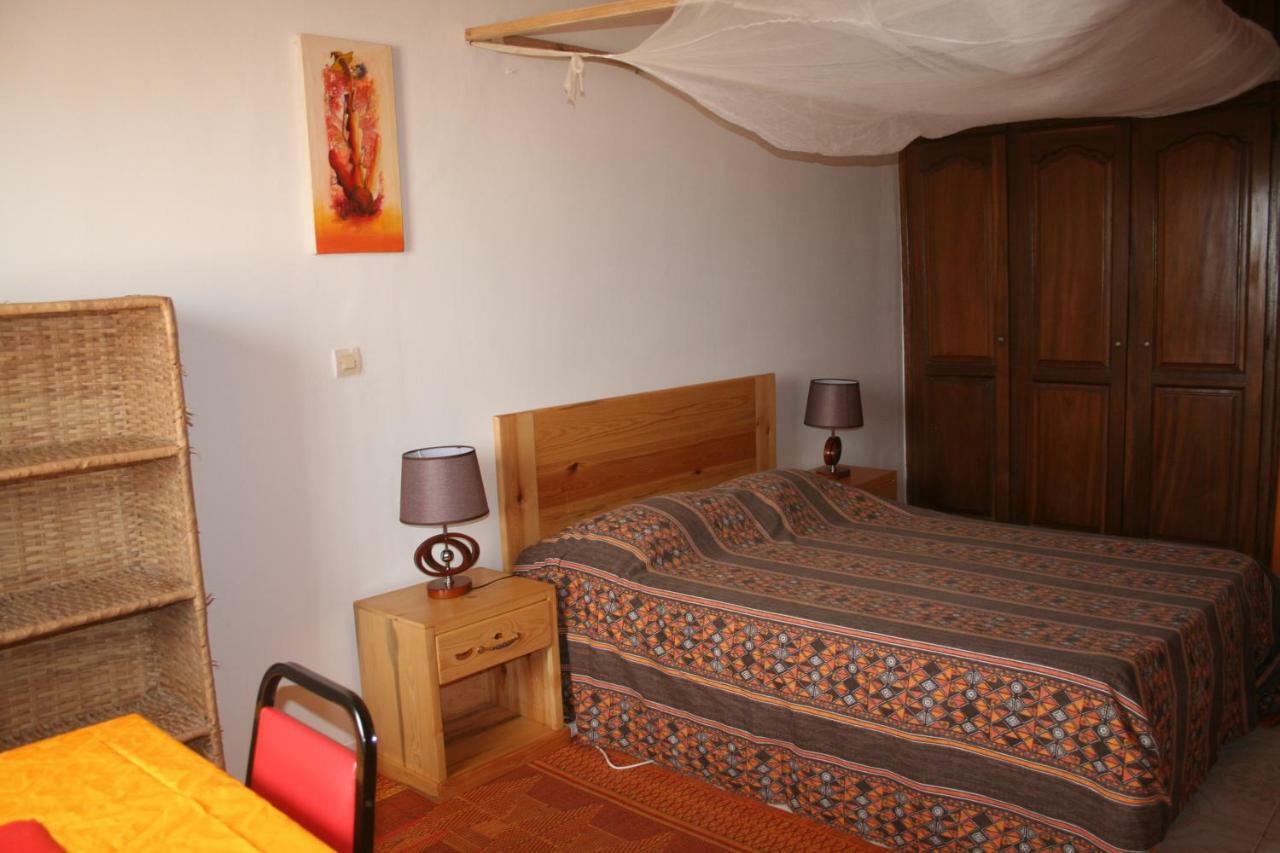 Auberge Keur Diame Dakar Bagian luar foto