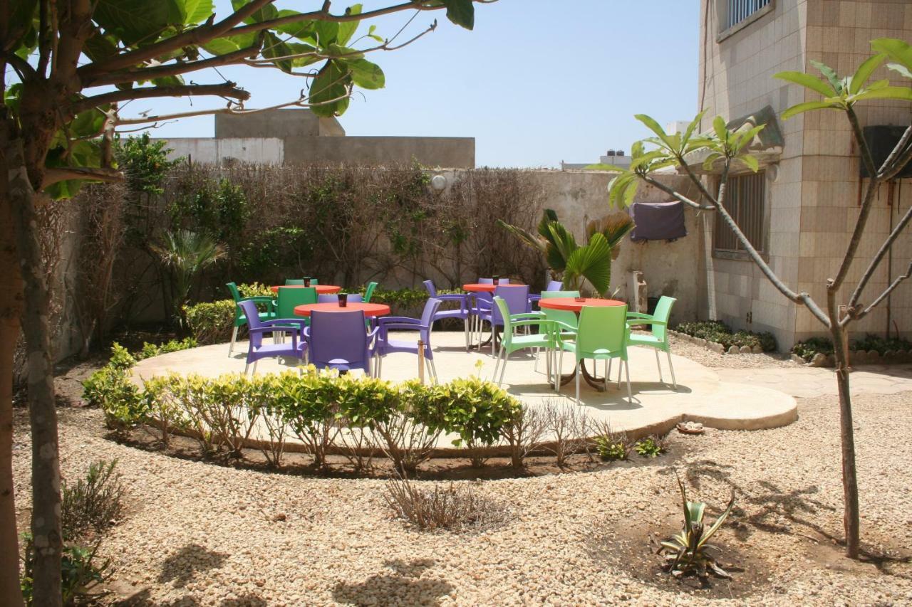 Auberge Keur Diame Dakar Bagian luar foto