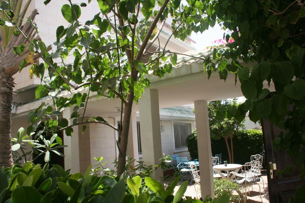 Auberge Keur Diame Dakar Bagian luar foto