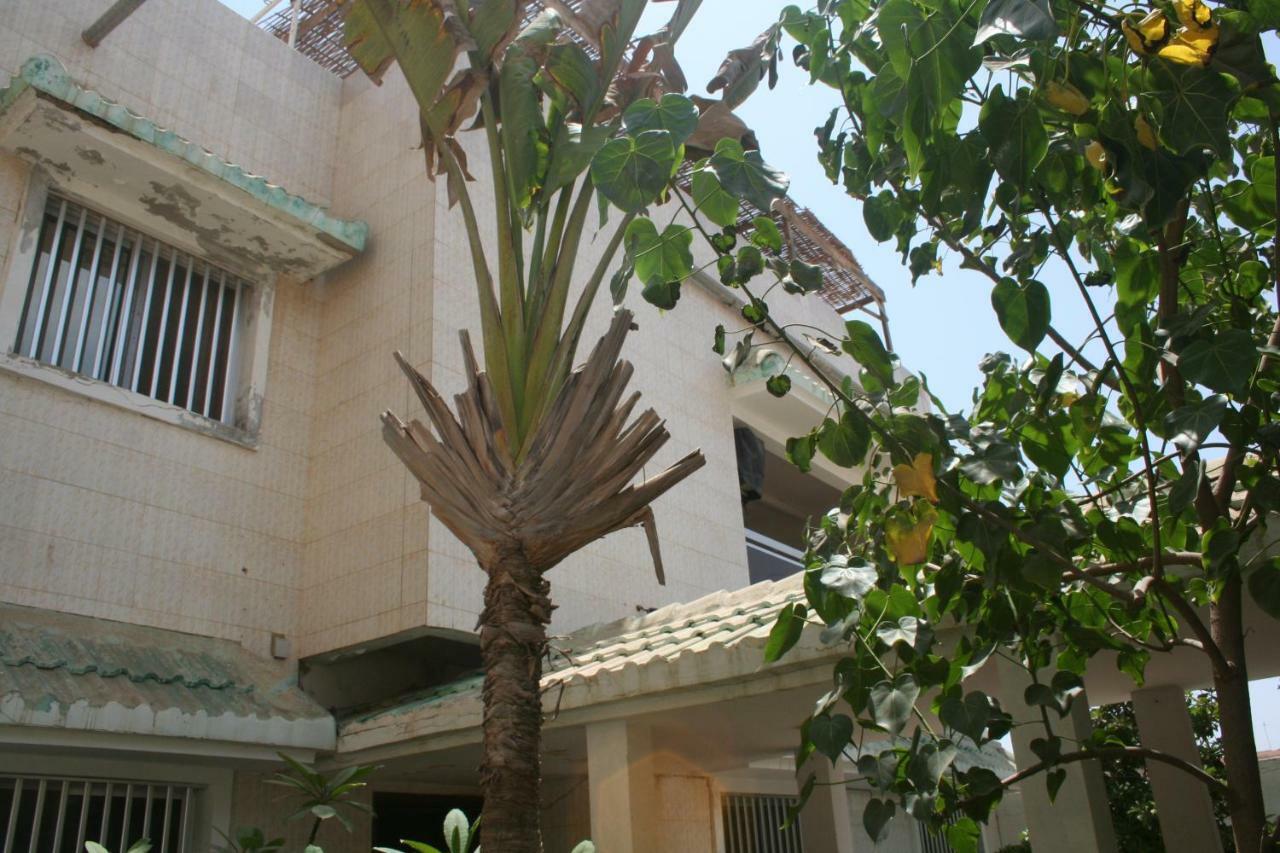 Auberge Keur Diame Dakar Bagian luar foto